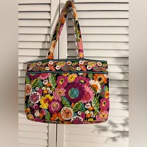 Vera Bradley Va Va Bloom Retired Floral Multicolor Quilted Tote Bag